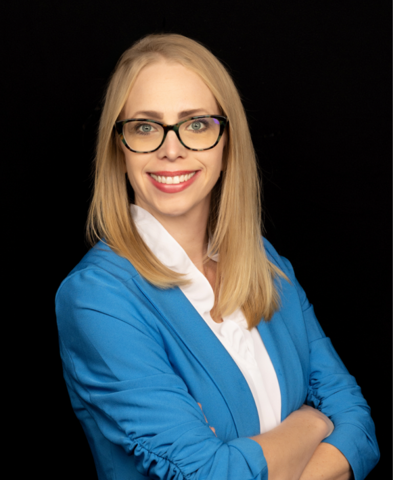 Headshot of Amanda Love