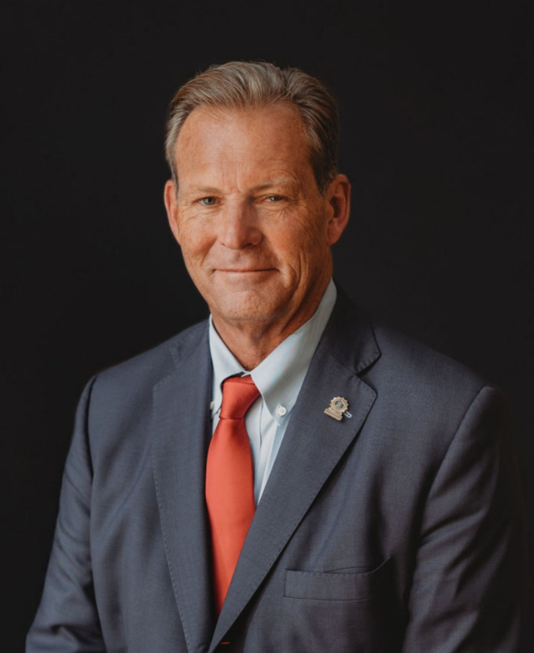 Headshot of Doug Lloyd