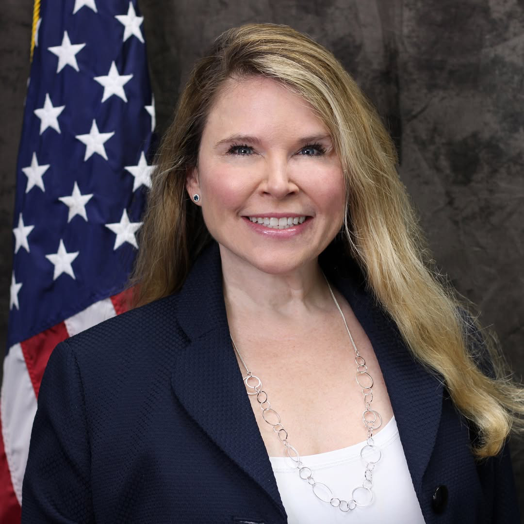 Headshot of Christa Murphy