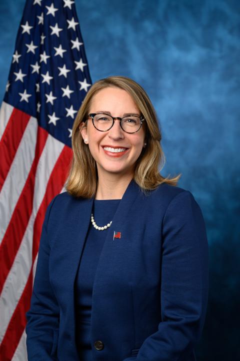 Hillary Scholten